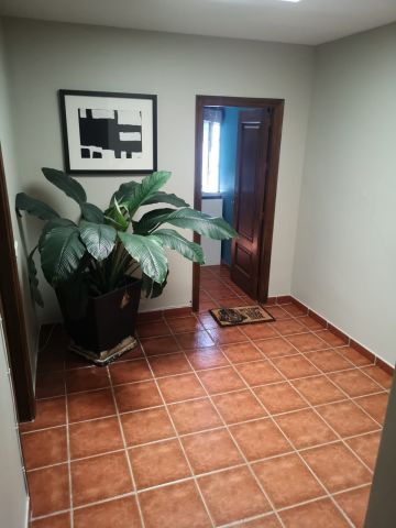 https://cdn.resales-online.com/public/lahrid967e/properties/63c47222a39b11eca97d0217bc231ef4/w1200/8-e64a9055bba3e77ac8aca3b893cdf826.jpg?v=1647272070