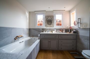 https://cdn.resales-online.com/public/c1vmnhgt2j/properties/d4f378d6a44611eca97d0217bc231ef4/w1200/18-cc72f169493c096e712837ff5d8b6e41.jpg?v=1647361837