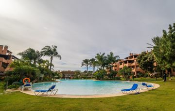 https://cdn.resales-online.com/public/c1vmnhgt2j/properties/d4f378d6a44611eca97d0217bc231ef4/w1200/34-2e8657844e540eba0189d71f472ffca9.jpg?v=1647361837