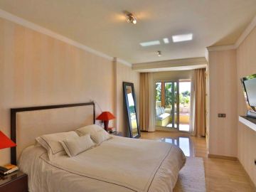 https://cdn.resales-online.com/public/89kebbpqnb/properties/ocimggmkkccdtwu/w1200/12-53013098fcab6c38b1379cd33298e050.jpg?v=1557251975