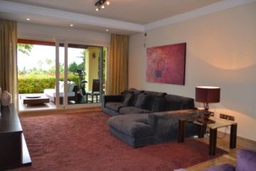 https://cdn.resales-online.com/public/89kebbpqnb/properties/ocimggmkkccdtwu/w1200/3-e898b2bb2a2fdfd06d2c39894dce8316.jpg?v=1557251975