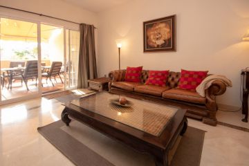 https://cdn.resales-online.com/public/avr9vuq8uu/properties/8f358f26962611eca97d0217bc231ef4/w1200/12-53013098fcab6c38b1379cd33298e050.jpg?v=1647608060