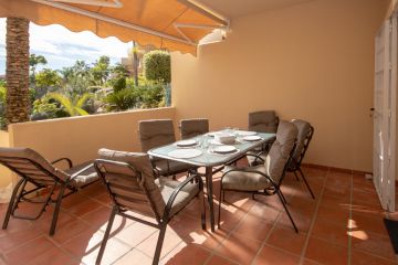 https://cdn.resales-online.com/public/avr9vuq8uu/properties/8f358f26962611eca97d0217bc231ef4/w1200/7-aa4cc561180b369757c0bb4af9886cd3.jpg?v=1647608060