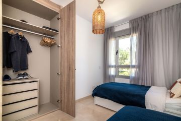 https://cdn.resales-online.com/public/jja1jz8h5h/properties/820b9cfcb23a11eca97d0217bc231ef4/w1200/16-ec67b526875bf0124b6ce4328a754439.jpg?v=1648876090
