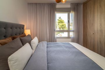 https://cdn.resales-online.com/public/jja1jz8h5h/properties/820b9cfcb23a11eca97d0217bc231ef4/w1200/22-bcf8e6250e0bab365f900a8ac31ac040.jpg?v=1648876090