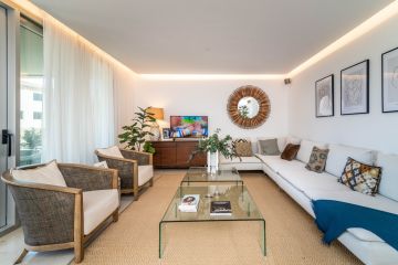 https://cdn.resales-online.com/public/jja1jz8h5h/properties/820b9cfcb23a11eca97d0217bc231ef4/w1200/28-ef19a2c59920e2e087cd278a51b6dbf8.jpg?v=1648876090