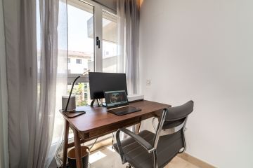 https://cdn.resales-online.com/public/jja1jz8h5h/properties/820b9cfcb23a11eca97d0217bc231ef4/w1200/10-bb915d1cb19341576dcdc994b81ab9c5.jpg?v=1648876090