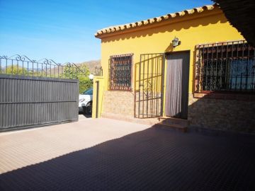 https://cdn.resales-online.com/public/2clagkpr0e/properties/f2236481eb3f11ea9b6206907717b01e/w1200/11-20939a0134ad724a8cb2a801094d15a4.jpg?v=1613046359