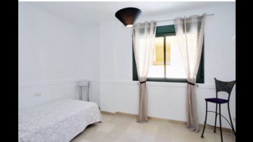 https://cdn.resales-online.com/public/t2k3jmpl4k/properties/rbszynrbxjfotjz/w1200/6-241328e1bcc9c0d8ce1222beb6c967a8.jpg?v=1522231023