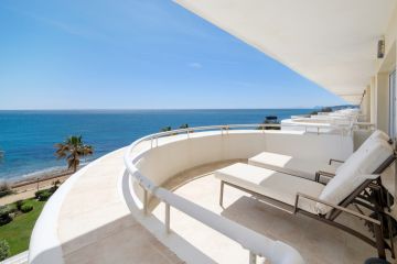 https://cdn.resales-online.com/public/98eevfg45e/properties/93dd0dbeb73811eca97d0217bc231ef4/w1200/18-cc72f169493c096e712837ff5d8b6e41.jpg?v=1649668920