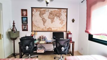 https://cdn.resales-online.com/public/u3l2ad5ic9/properties/e91f75b8bfc311eca97d0217bc231ef4/w1200/17-dd5fcd4f0eb487dfa3803f7e20814c0e.jpg?v=1650367279