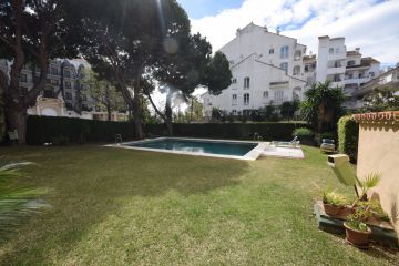 https://cdn.resales-online.com/public/anqqltgsqf/properties/2d9f64afbfb011eca97d0217bc231ef4/w1200/2-5bd7b9d04b45e33852eaf0ec6670150d.jpg?v=1650359534