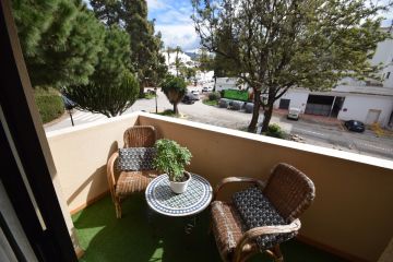 https://cdn.resales-online.com/public/anqqltgsqf/properties/2d9f64afbfb011eca97d0217bc231ef4/w1200/12-53013098fcab6c38b1379cd33298e050.jpg?v=1650359534