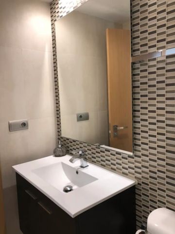 https://cdn.resales-online.com/public/srkj52ppih/properties/957a9dc7c53c11eca97d0217bc231ef4/w1200/24-613bbc26f32d7013d348ef202dd30a43.jpg?v=1650968629