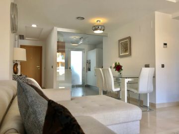 https://cdn.resales-online.com/public/srkj52ppih/properties/957a9dc7c53c11eca97d0217bc231ef4/w1200/7-aa4cc561180b369757c0bb4af9886cd3.jpg?v=1650968629