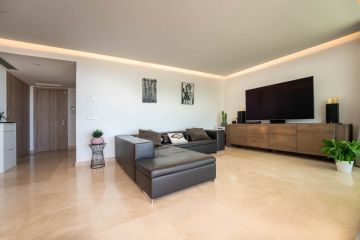 https://cdn.resales-online.com/public/jnltv6klry/properties/0a12e626c70b11eca97d0217bc231ef4/w1200/6-241328e1bcc9c0d8ce1222beb6c967a8.jpg?v=1651169008