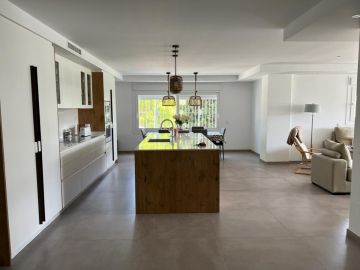https://cdn.resales-online.com/public/sjfjhu3jtj/properties/e99efc09c7bf11eca97d0217bc231ef4/w1200/4-c23c0f86247804fa50226aecd8b0b2c8.jpg?v=1651252628