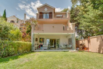 https://cdn.resales-online.com/public/v8b00unuc7/properties/ca586169c85111eca97d0217bc231ef4/w1200/2-5bd7b9d04b45e33852eaf0ec6670150d.jpg?v=1652119989