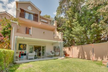 https://cdn.resales-online.com/public/v8b00unuc7/properties/ca586169c85111eca97d0217bc231ef4/w1200/15-11d12f2f454f2f5e9b981fdd8b901d51.jpg?v=1652119989