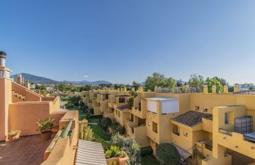https://cdn.resales-online.com/public/vvmdwbkuht/properties/ecfdec78d08111eca97d0217bc231ef4/w1200/17-dd5fcd4f0eb487dfa3803f7e20814c0e.jpg?v=1652287493