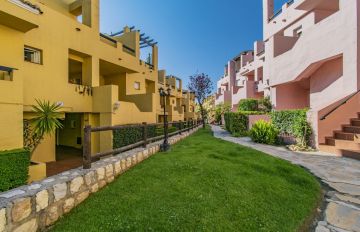 https://cdn.resales-online.com/public/vvmdwbkuht/properties/ecfdec78d08111eca97d0217bc231ef4/w1200/29-7c2f312881aea9bbe9ddaeb9640e2c9a.jpg?v=1652287493