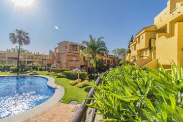 https://cdn.resales-online.com/public/vvmdwbkuht/properties/ecfdec78d08111eca97d0217bc231ef4/w1200/4-c23c0f86247804fa50226aecd8b0b2c8.jpg?v=1652287493