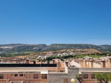 https://cdn.resales-online.com/public/q8sjeevech/properties/5f511b4dcf9511eca97d0217bc231ef4/w1200/35-53608d01401493ba18e3704836160563.jpg?v=1652276566