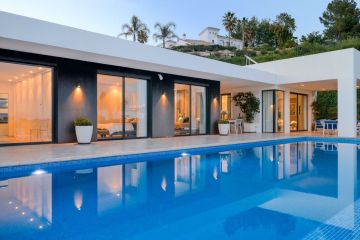 https://cdn.resales-online.com/public/0741nl4ih1/properties/6b472109c18b11eca97d0217bc231ef4/w1200/2-5bd7b9d04b45e33852eaf0ec6670150d.jpg?v=1652185036