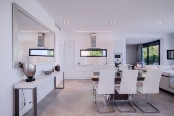 https://cdn.resales-online.com/public/0741nl4ih1/properties/6b472109c18b11eca97d0217bc231ef4/w1200/13-5fd73dea700db77384c091ca9818b1a9.jpg?v=1652185036