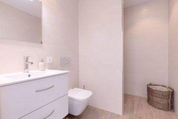 https://cdn.resales-online.com/public/0741nl4ih1/properties/6b472109c18b11eca97d0217bc231ef4/w1200/25-45e7a00e8ada30030040e20a35fbccfd.jpg?v=1652185036