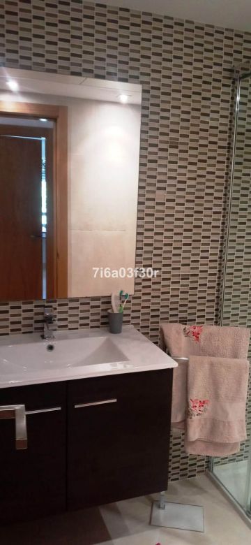 https://cdn.resales-online.com/public/7i6a03f30r/properties/961aba21d10e11eca97d0217bc231ef4/w1200/12-53013098fcab6c38b1379cd33298e050.jpg?v=1652352751