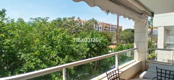 https://cdn.resales-online.com/public/7i6a03f30r/properties/961aba21d10e11eca97d0217bc231ef4/w1200/20-d1f7658cbe4ba6cd8666fec30fba80ad.jpg?v=1652352751