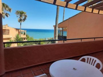 https://cdn.resales-online.com/public/7rg1k5rn6p/properties/d04adf6fcaa711eca97d0217bc231ef4/w1200/2-5bd7b9d04b45e33852eaf0ec6670150d.jpg?v=1652529261
