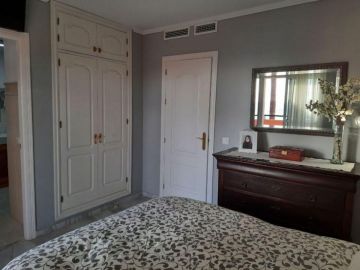 https://cdn.resales-online.com/public/7rg1k5rn6p/properties/d04adf6fcaa711eca97d0217bc231ef4/w1200/13-5fd73dea700db77384c091ca9818b1a9.jpg?v=1652529261