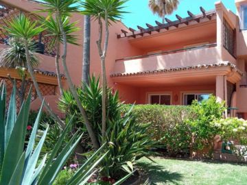 https://cdn.resales-online.com/public/7rg1k5rn6p/properties/d04adf6fcaa711eca97d0217bc231ef4/w1200/3-e898b2bb2a2fdfd06d2c39894dce8316.jpg?v=1652529261