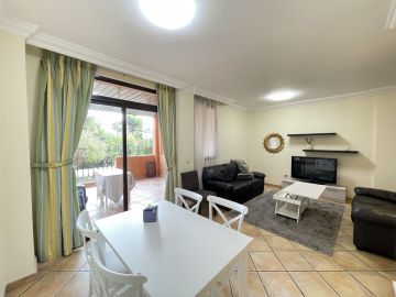 https://cdn.resales-online.com/public/ce35ic6qf2/properties/f0576334a67b11eca97d0217bc231ef4/w1200/21-2c707e7c511429b4f8ec4ee5f221ddb6.jpg?v=1665207773