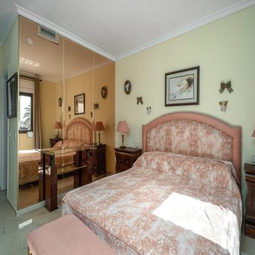 https://cdn.resales-online.com/public/7fm5ji531r/properties/f13644dad83011eca97d0217bc231ef4/w1200/14-d70dc3102c00d7be0e872dfe1c1f86d7.jpg?v=1653055294