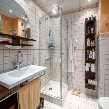 https://cdn.resales-online.com/public/7fm5ji531r/properties/f13644dad83011eca97d0217bc231ef4/w1200/19-d0ed7da2012a09046d307c195d98e7d6.jpg?v=1653055294