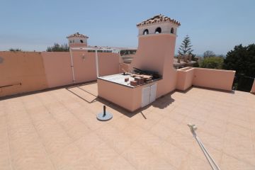 https://cdn.resales-online.com/public/swt24est18/properties/d9a9fb64d28311eca97d0217bc231ef4/w1200/25-45e7a00e8ada30030040e20a35fbccfd.jpg?v=1653411157