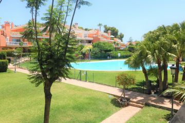 https://cdn.resales-online.com/public/swt24est18/properties/d9a9fb64d28311eca97d0217bc231ef4/w1200/33-f37a7fab00fce6ff6b895520b67d6d6d.jpg?v=1653411157
