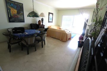 https://cdn.resales-online.com/public/swt24est18/properties/d9a9fb64d28311eca97d0217bc231ef4/w1200/10-bb915d1cb19341576dcdc994b81ab9c5.jpg?v=1653411157