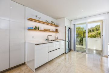 https://cdn.resales-online.com/public/j642teg5ce/properties/3df176cfd03811eca97d0217bc231ef4/w1200/26-c684a62c9f160a1f90904dd925da0645.jpg?v=1652366719