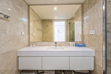 https://cdn.resales-online.com/public/j642teg5ce/properties/3df176cfd03811eca97d0217bc231ef4/w1200/35-53608d01401493ba18e3704836160563.jpg?v=1652366719