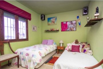 https://cdn.resales-online.com/public/38v5t3nduc/properties/9ad4f446dcf711eca97d0217bc231ef4/w1200/14-d70dc3102c00d7be0e872dfe1c1f86d7.jpg?v=1653917908