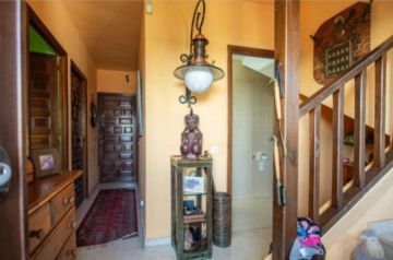 https://cdn.resales-online.com/public/38v5t3nduc/properties/9ad4f446dcf711eca97d0217bc231ef4/w1200/16-ec67b526875bf0124b6ce4328a754439.jpg?v=1653917908