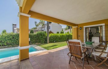 https://cdn.resales-online.com/public/vvmdwbkuht/properties/3d6e484dd84f11eca97d0217bc231ef4/w1200/15-11d12f2f454f2f5e9b981fdd8b901d51.jpg?v=1653065034
