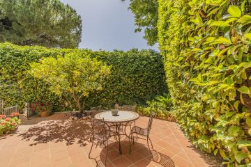 https://cdn.resales-online.com/public/vvmdwbkuht/properties/3d6e484dd84f11eca97d0217bc231ef4/w1200/29-7c2f312881aea9bbe9ddaeb9640e2c9a.jpg?v=1653065034