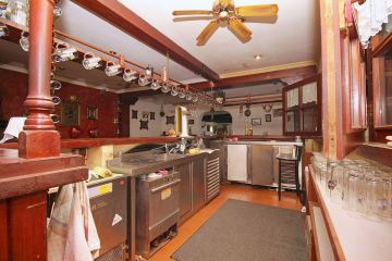 https://cdn.resales-online.com/public/3eu9lhlr2u/properties/4e395010dcd611eca97d0217bc231ef4/w1200/16-ec67b526875bf0124b6ce4328a754439.jpg?v=1653921401