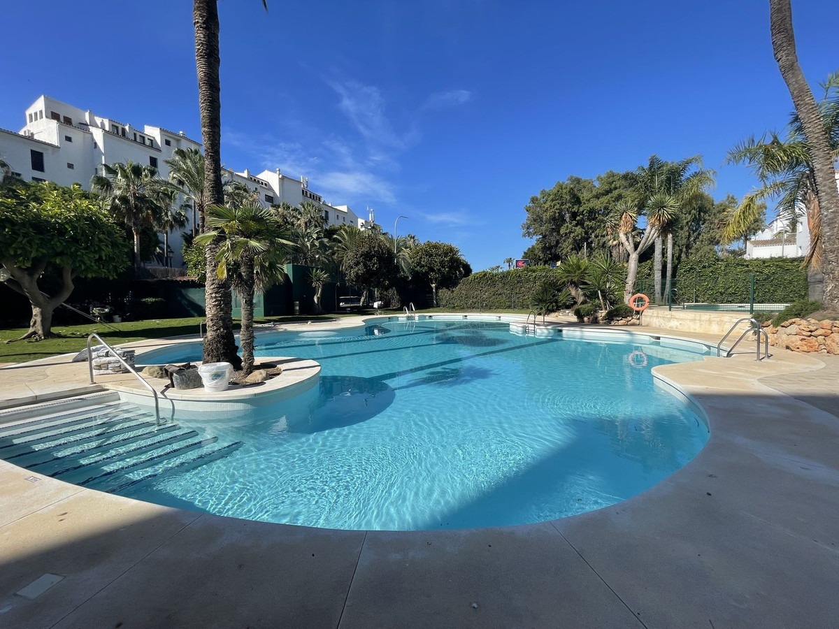 https://cdn.resales-online.com/public/t2k3jmpl4k/properties/7258eb21e7e511eca97d0217bc231ef4/w1200/1-7980e48d732b6fc85c14b43b94d2aa54.jpg?v=1654778020