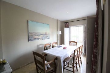 https://cdn.resales-online.com/public/hde336ltfm/properties/46cbca44e93c11eca97d0217bc231ef4/w1200/19-d0ed7da2012a09046d307c195d98e7d6.jpg?v=1655269780